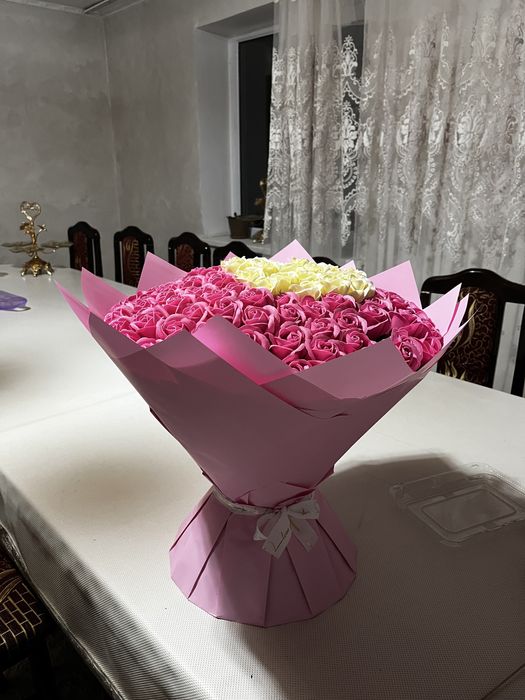 Цветы , гул , мылные розы