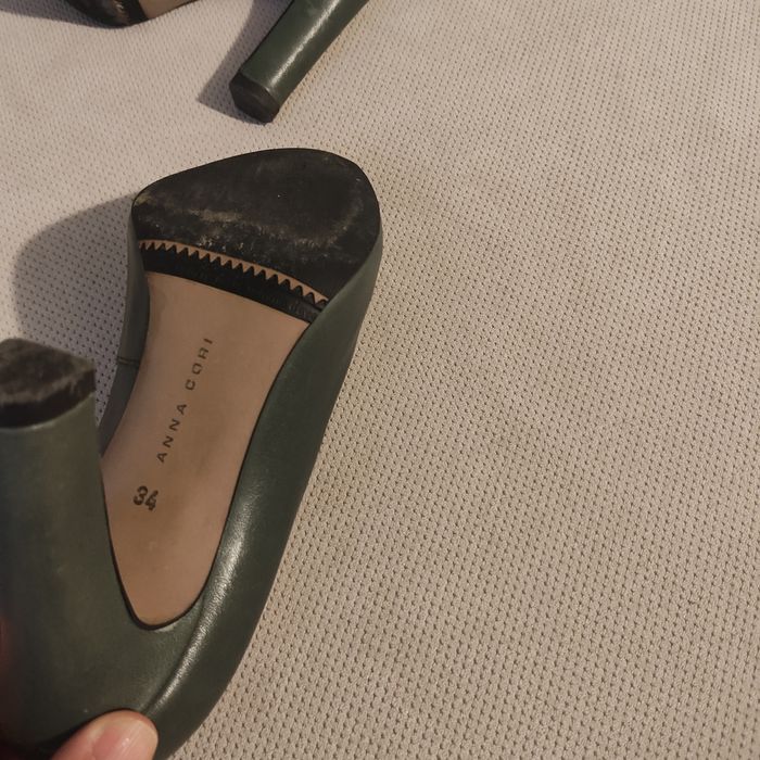 Pantofi eleganți