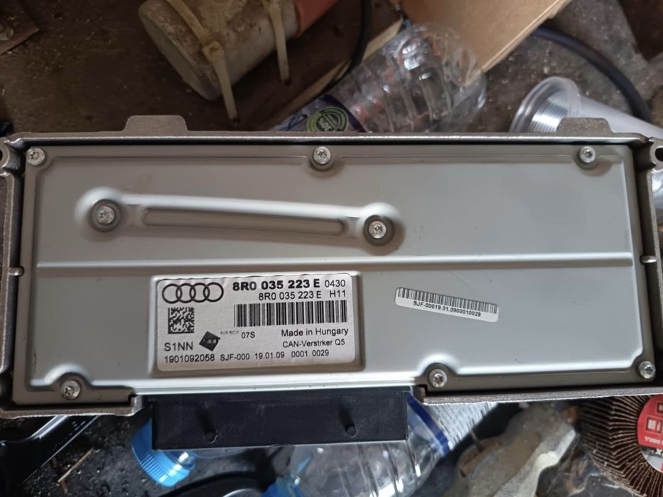 Усилвател Ауди А4 Б8 2009