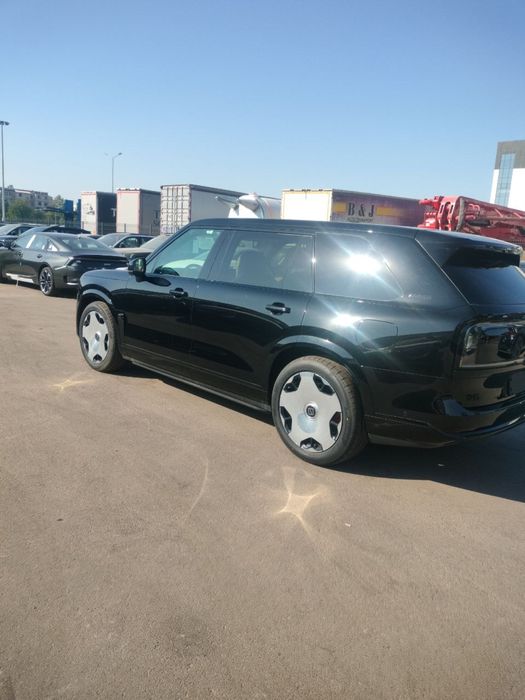 Zeekr 9X Ultra Black Opsiya 2026