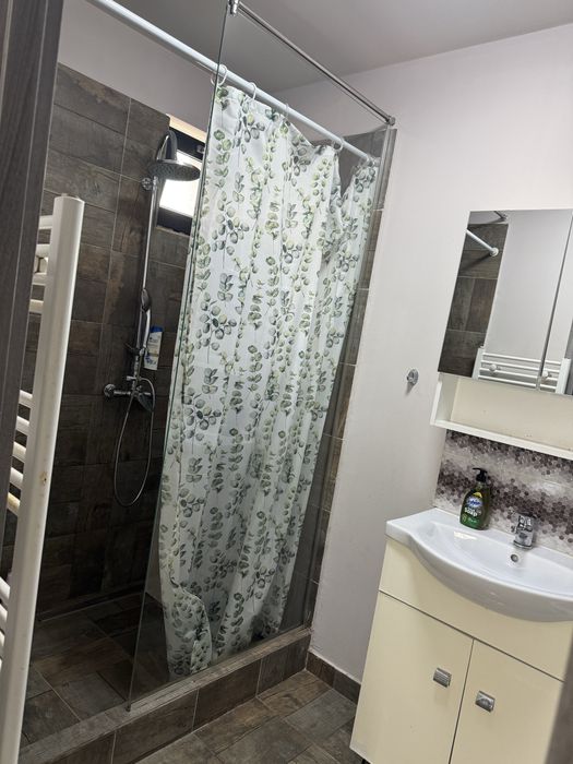 inchiriez garsoniere in regim hotelier