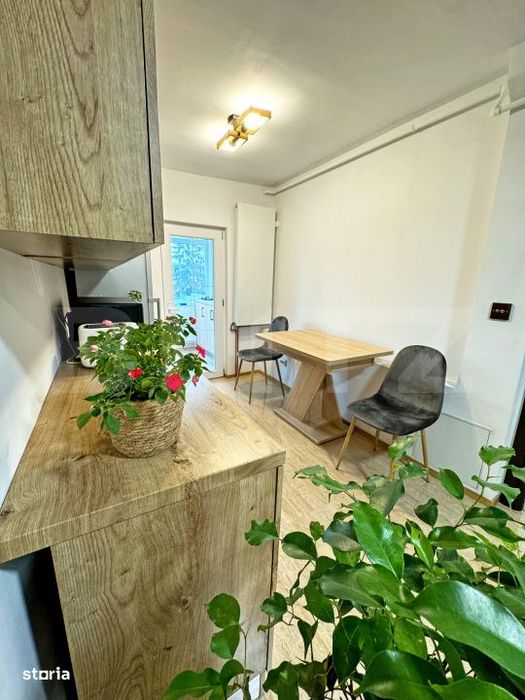 Apartament, 2 camere decomandat, zona centrala — fotografia 3