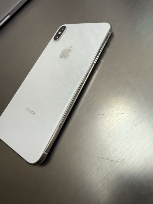 Apple iPhone XS Max