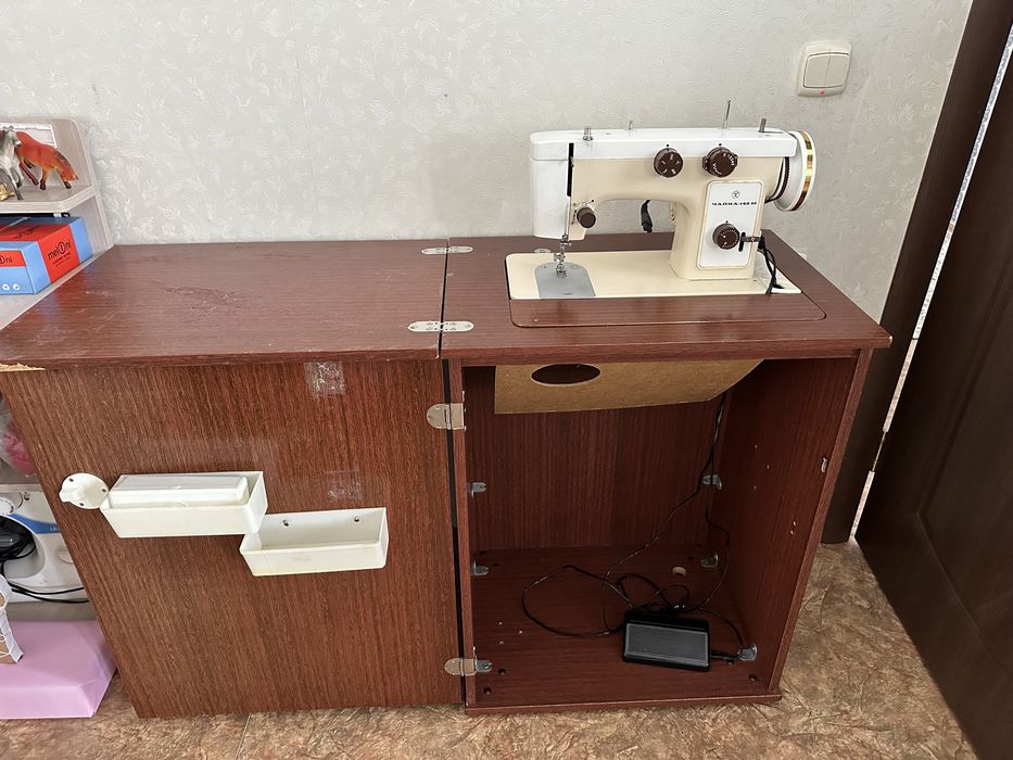 Срочно продам машинку 142-М