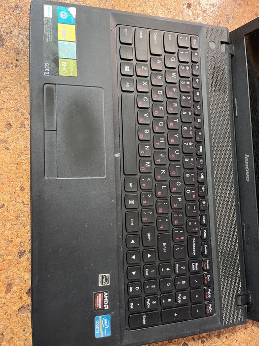 Лаптоп Леново