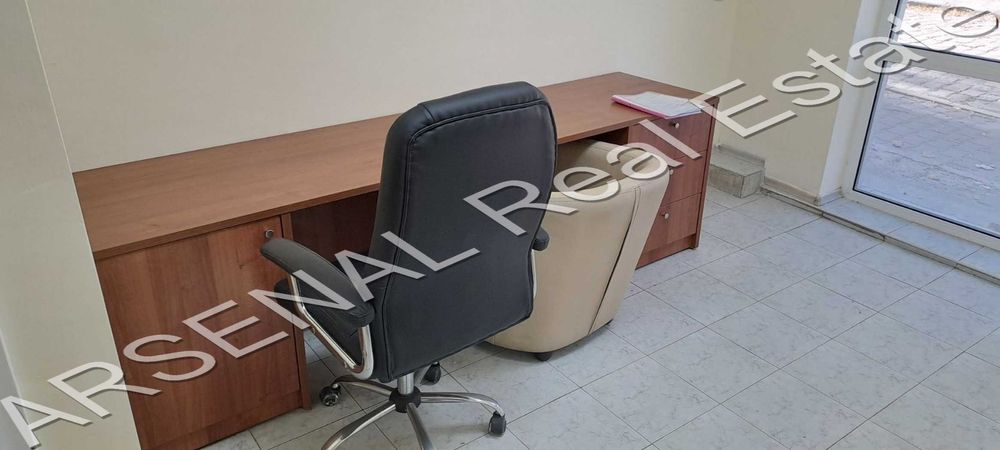 Дава се под наем Офис в София, Център - 47 кв.м за 398.82 € - Снимка #3
