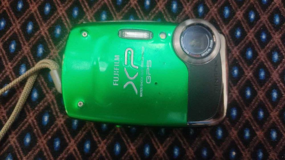 Цифровой фотоаппарат FUJIFILM