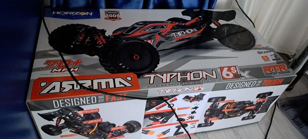 Automodel Arrma typhon 6s nou