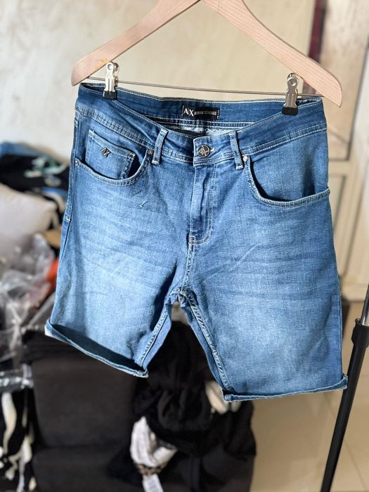 Pantaloni scurti pentru barbati