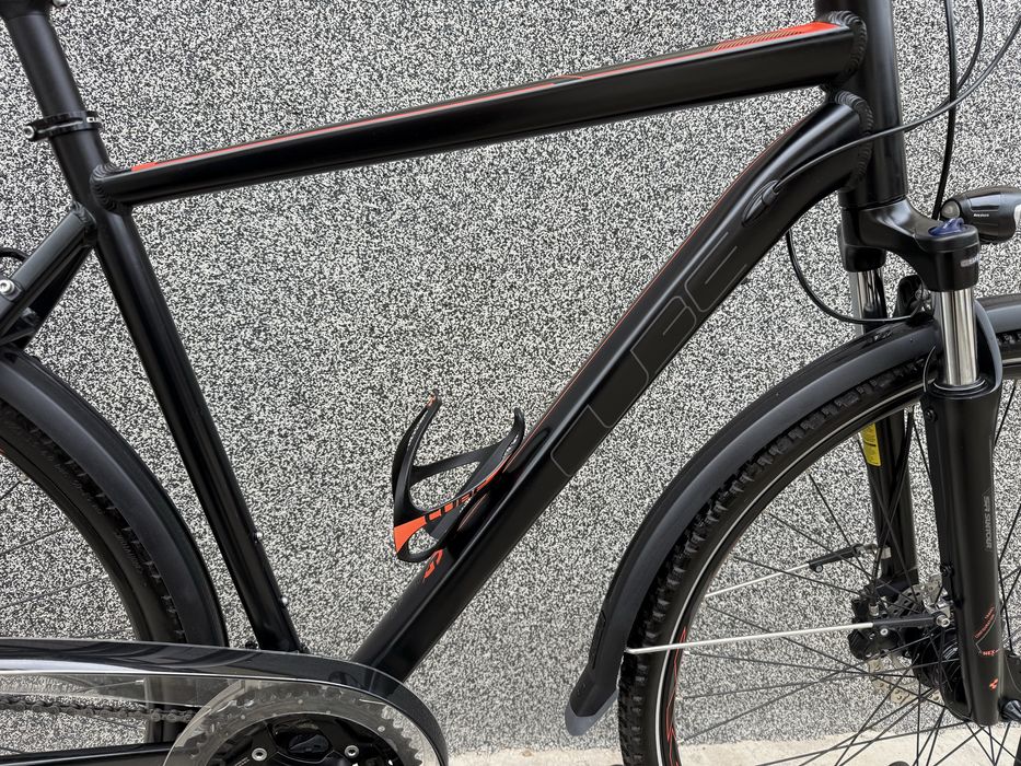 CUBE Touring SL 28” Shimano XT 30 Скорости Хидравлика 54см ОТЛИЧЕН