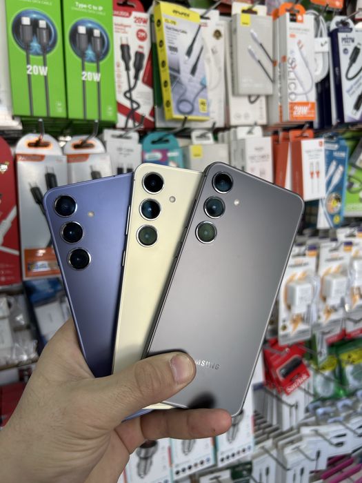 S24Plus 12/256’ 512GB ideal sastayaniyada.