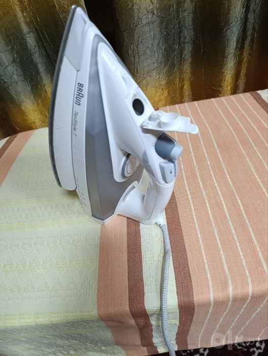 Утюг Braun германия