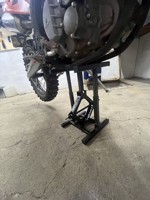 Мото домкрат,подставка под мотоцикл