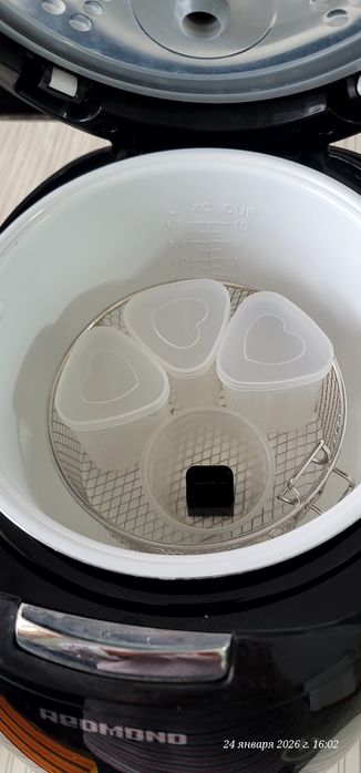 Мультиварка . Redmond