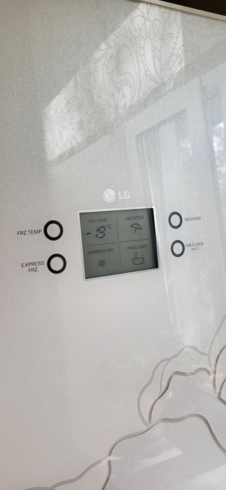 Продаю холодильник lg