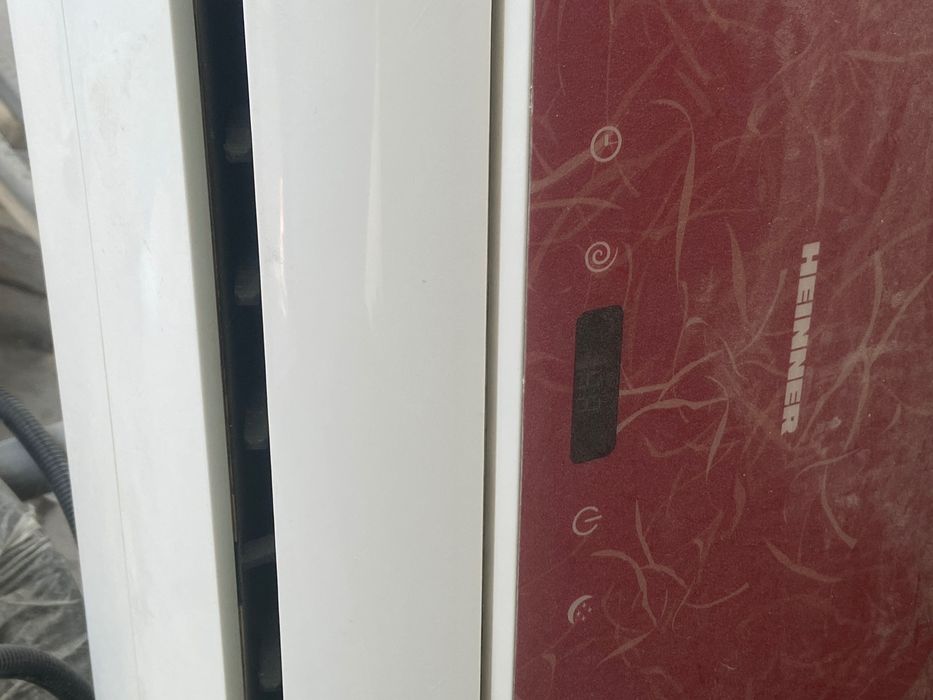 Aer condiționat Heinner(unitate int + exterioară) perfect functional