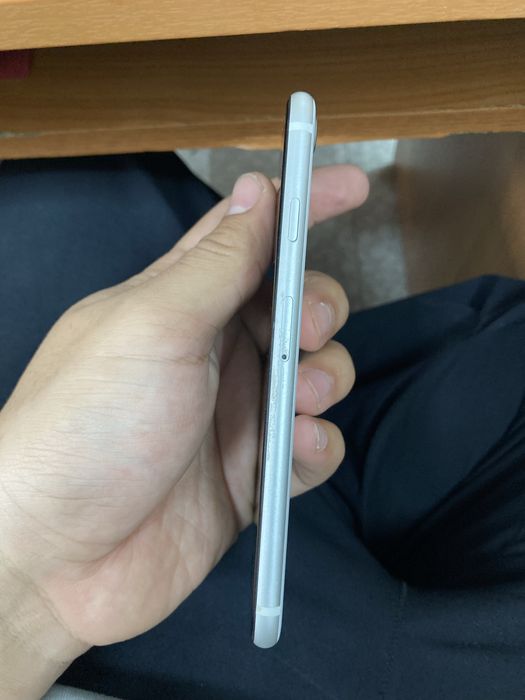 Iphone SE 2020 Белый