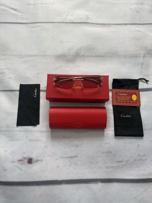 Ochelari de soare Cartier, noi, nefolosiți