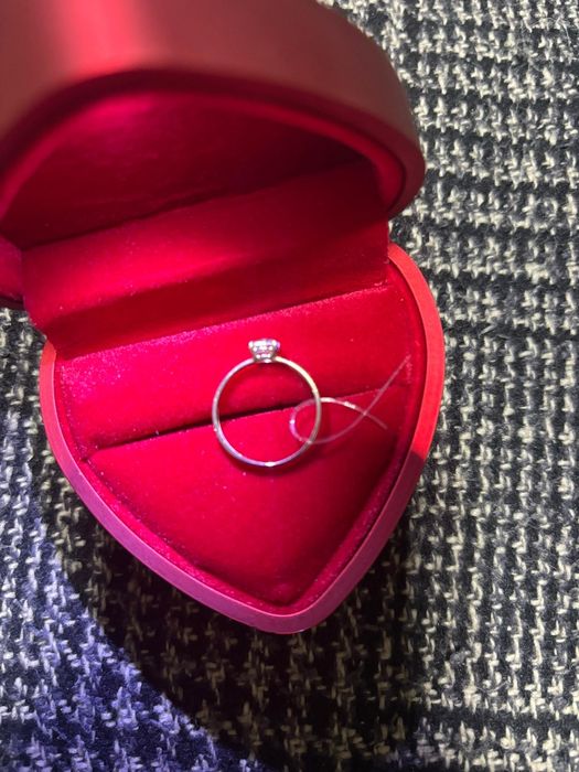 Продаю обручальное кольцо