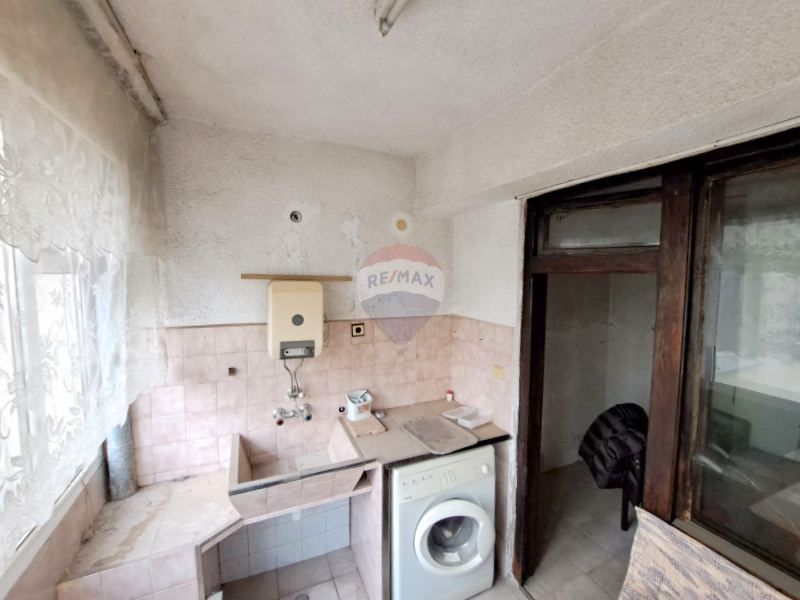 Продава се Тристаен апартамент в Варна, Трошево - 64 кв.м за 1516 €/кв.м - Снимка #1