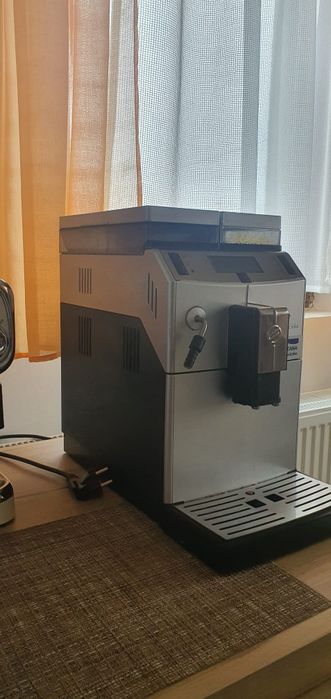 Aparat Cafea SAECO  Și HEINNER