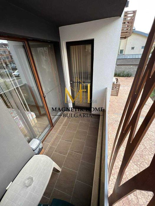 Първи наематели! Разкошен двустаен апартамент в ж.к. Сарафово