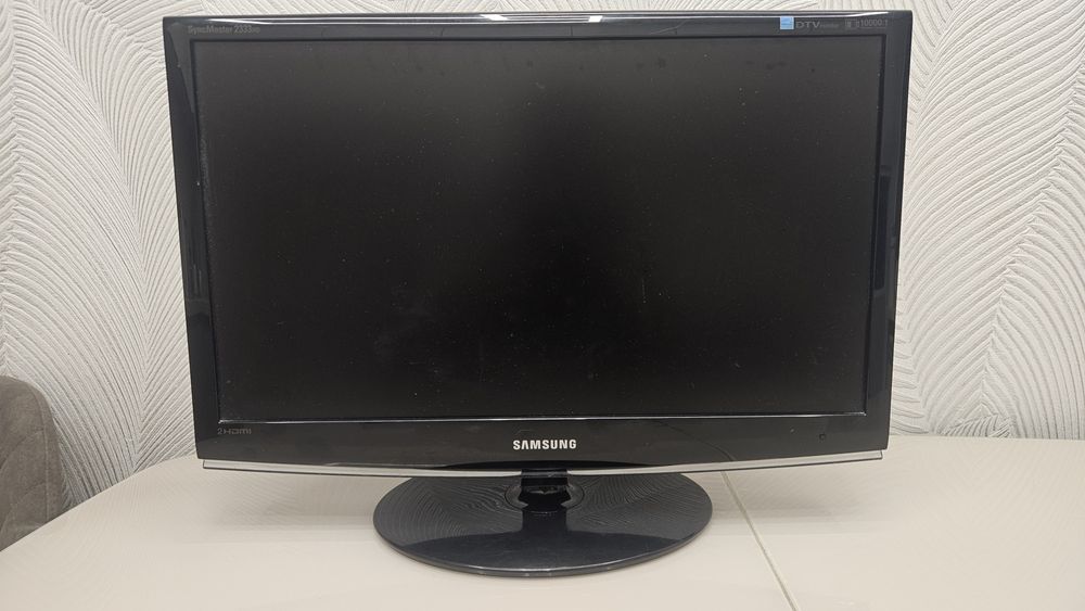 Монитор-телевизор Samsung 2333HD