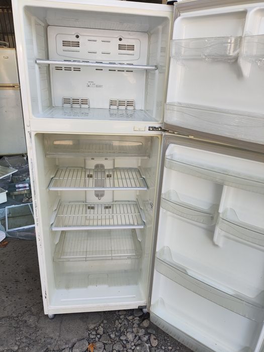 Холодильник Daewoo Корейский (NO FROST) воздушный сотилади