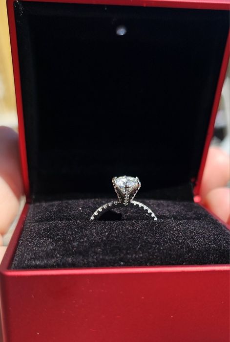 Inel cu piatra prețioasă MOISSANITE _Verif cu Diamond Test
