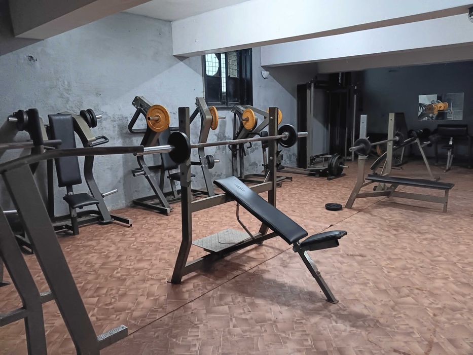 Prodavam Fitnes Uredi