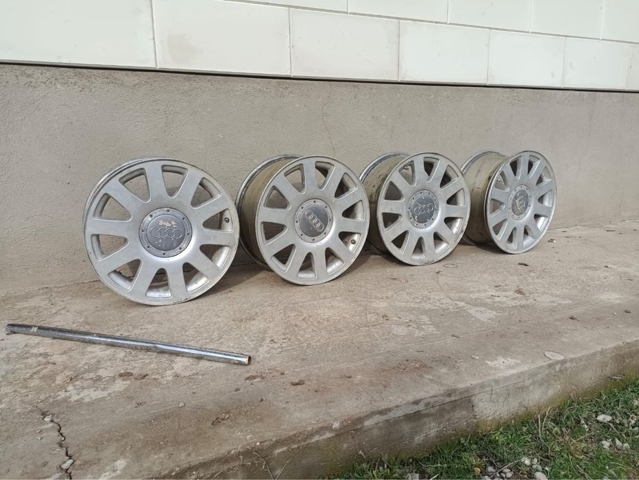 Диска титанка  Ауди р 16 комплект