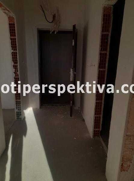 Продава се Двустаен апартамент в Пловдив, Тракия - 63 кв.м за 890 €/кв.м - Снимка #4