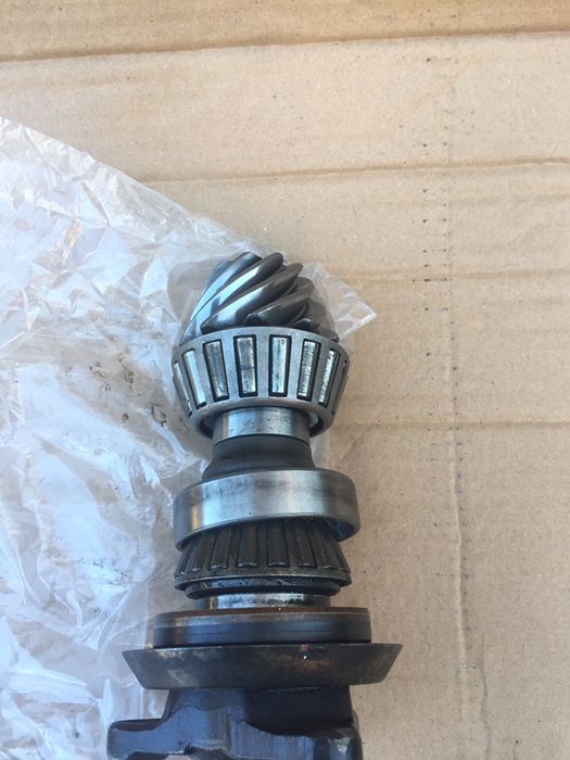 Продам запчасть на BMW X5 e53