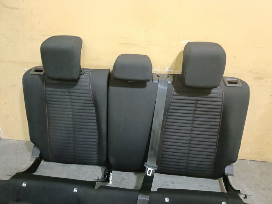 Banchetă Peugeot 208