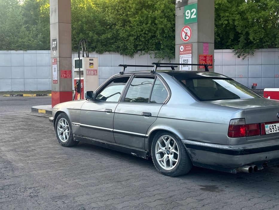 Продам BMW бмв 520