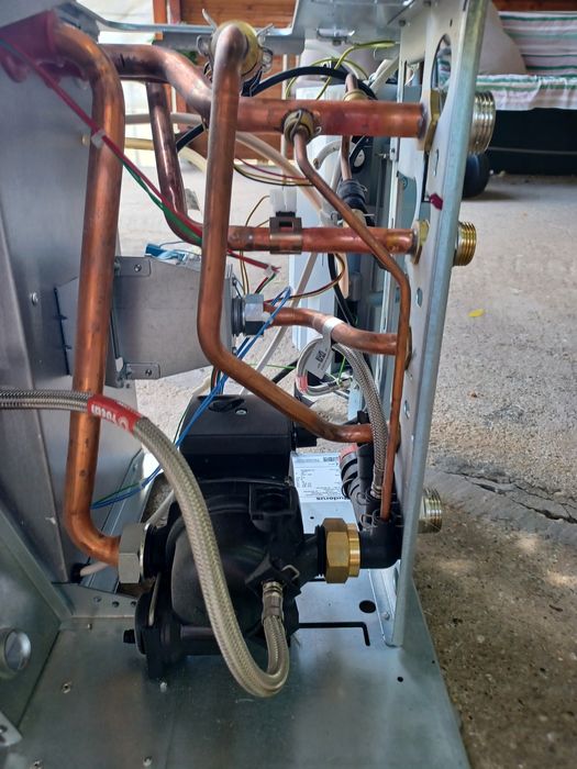 Centrala    Buderus Logamax U042