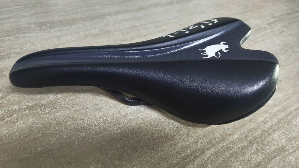 Fizik aliante vsx carbon / Sa bici