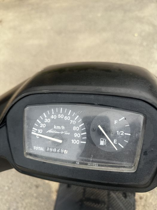 Suzuki adress 100
