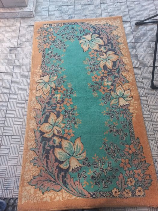 Продам коврик дорожку срочно 1.80 на 98