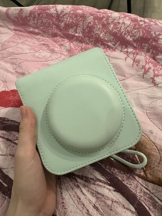 Продам Instax 12