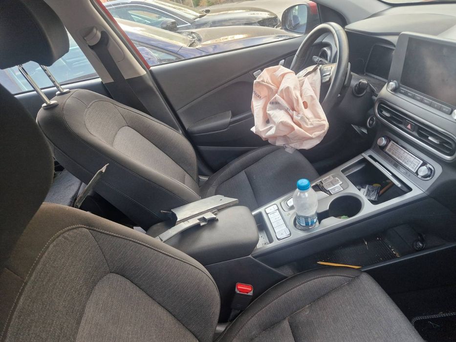 Хюндай кона на части