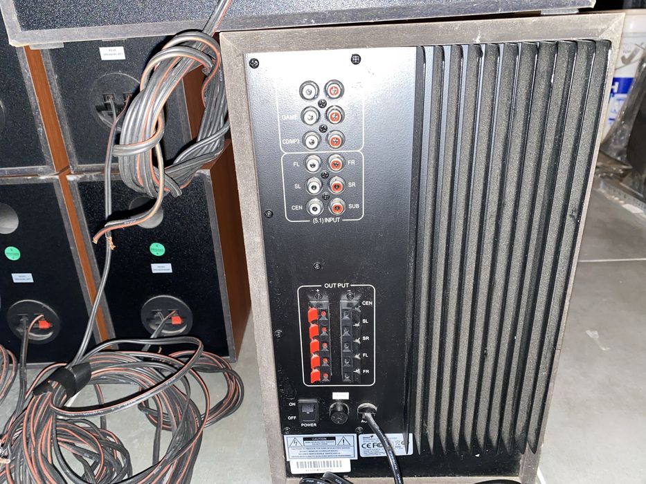 Аудио система, субуфер със 5 колони