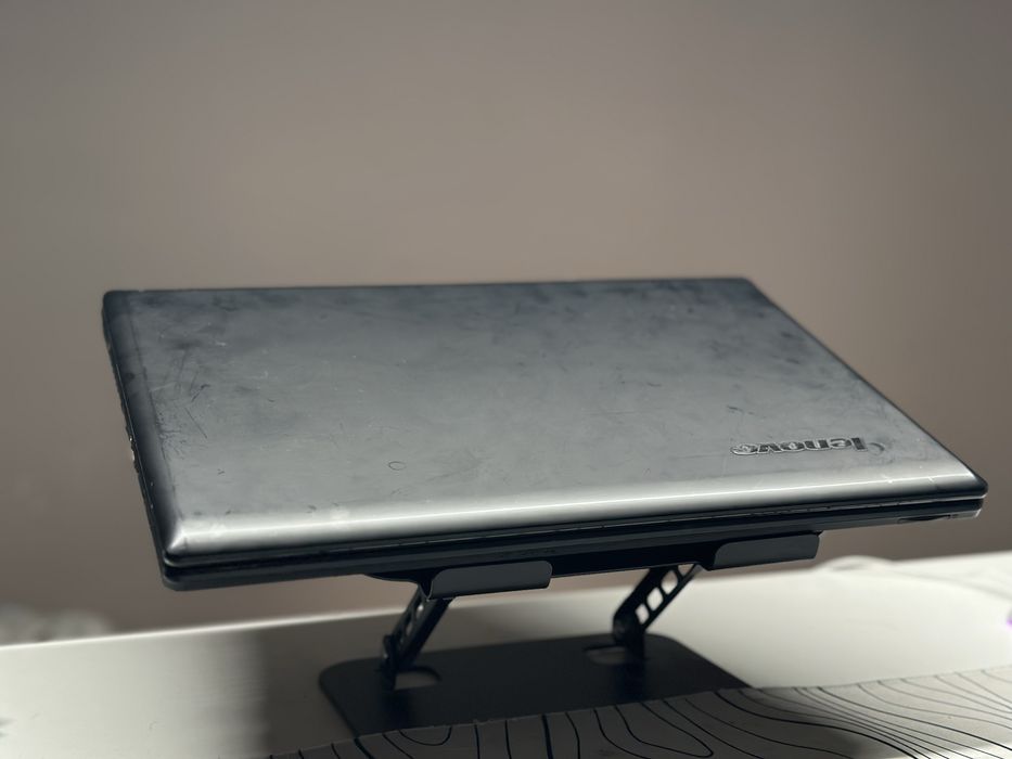 Lenovo G580 и Samsung NP300E5A