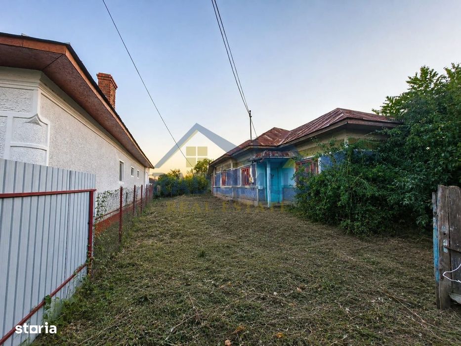 Casă 4 camere / 70 mp utili / teren 678 mp / Poienarii Rali
