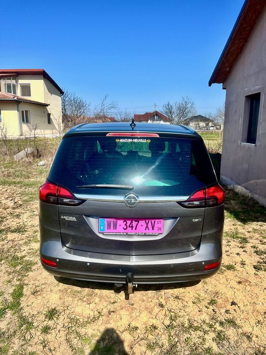 Opel Zafira Tourer 2.0