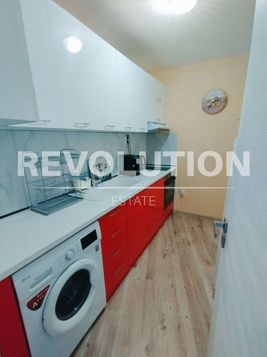 Дава се под наем Тристаен апартамент в Варна, Гръцка махала - 60 кв.м за 550 € - Снимка #3