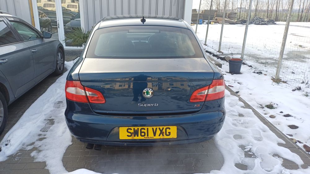 Dezmembrez skoda superb 2 motor 2.0 cfgb 170 cp,cutie automata dsg