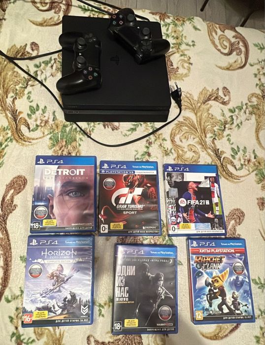 SonyPlaystation 4slim