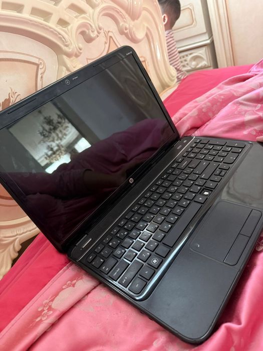 Екі ноутбук сатылады