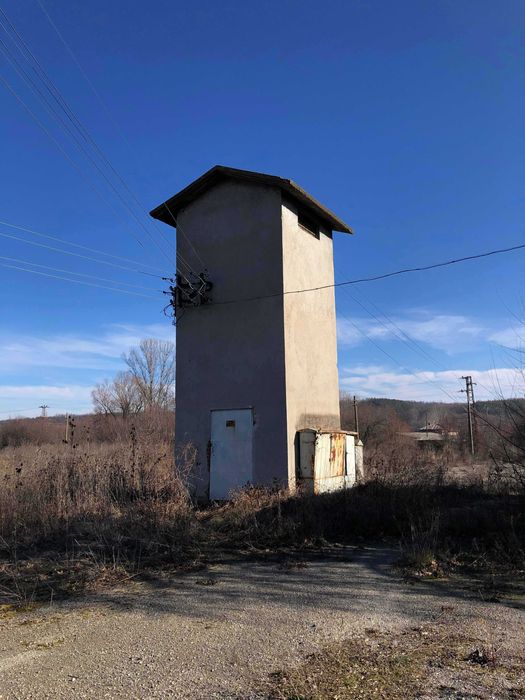 Стопанска сграда в с. Боровци